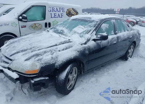 2003 Acura Tl 3.2 from USA, damaged, VIN 19UUA56713A078657